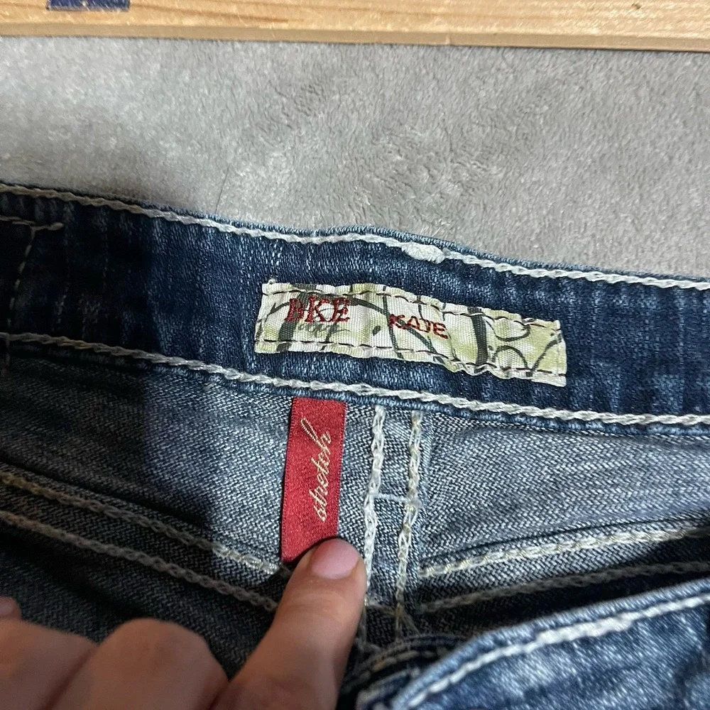 Y2K BKE Kate Capri Jeans Womens 30‎ Low Rise Dark Wash Blue Denim Faded Stretch